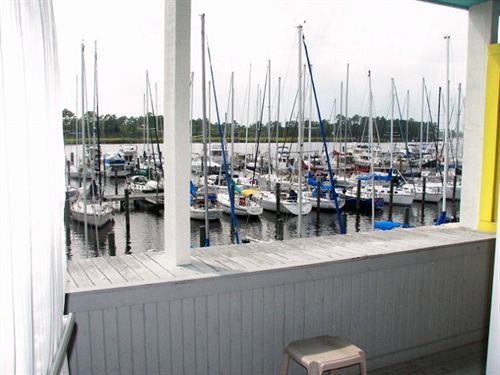 Fairfield Harbour Guest Rooms New Bern Zewnętrze zdjęcie